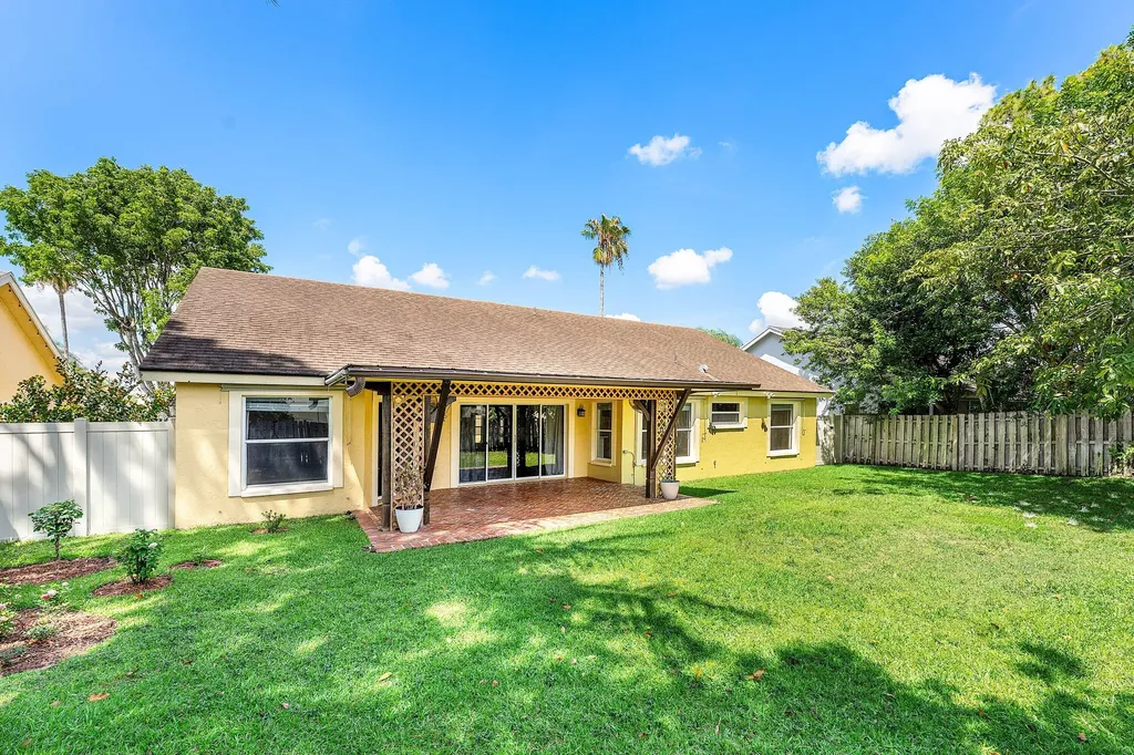 13053 Meadowbreeze Drive Wellington FL 33414