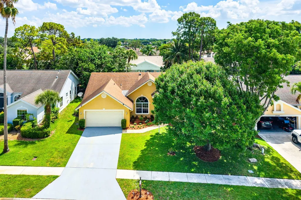 13053 Meadowbreeze Drive Wellington FL 33414