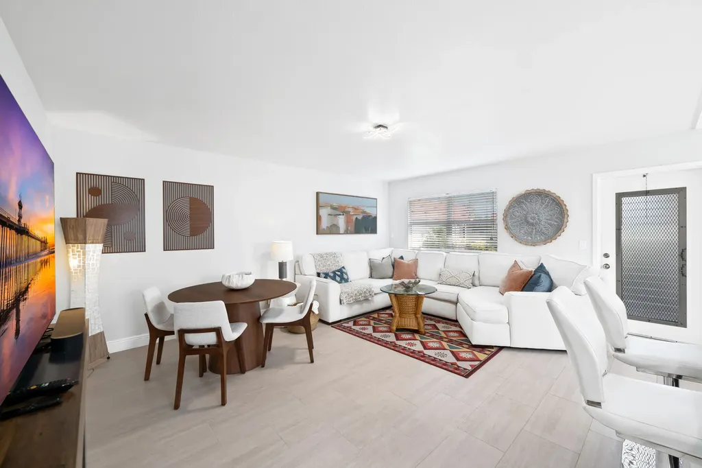 4 Seville Terrace Delray Beach FL 33446