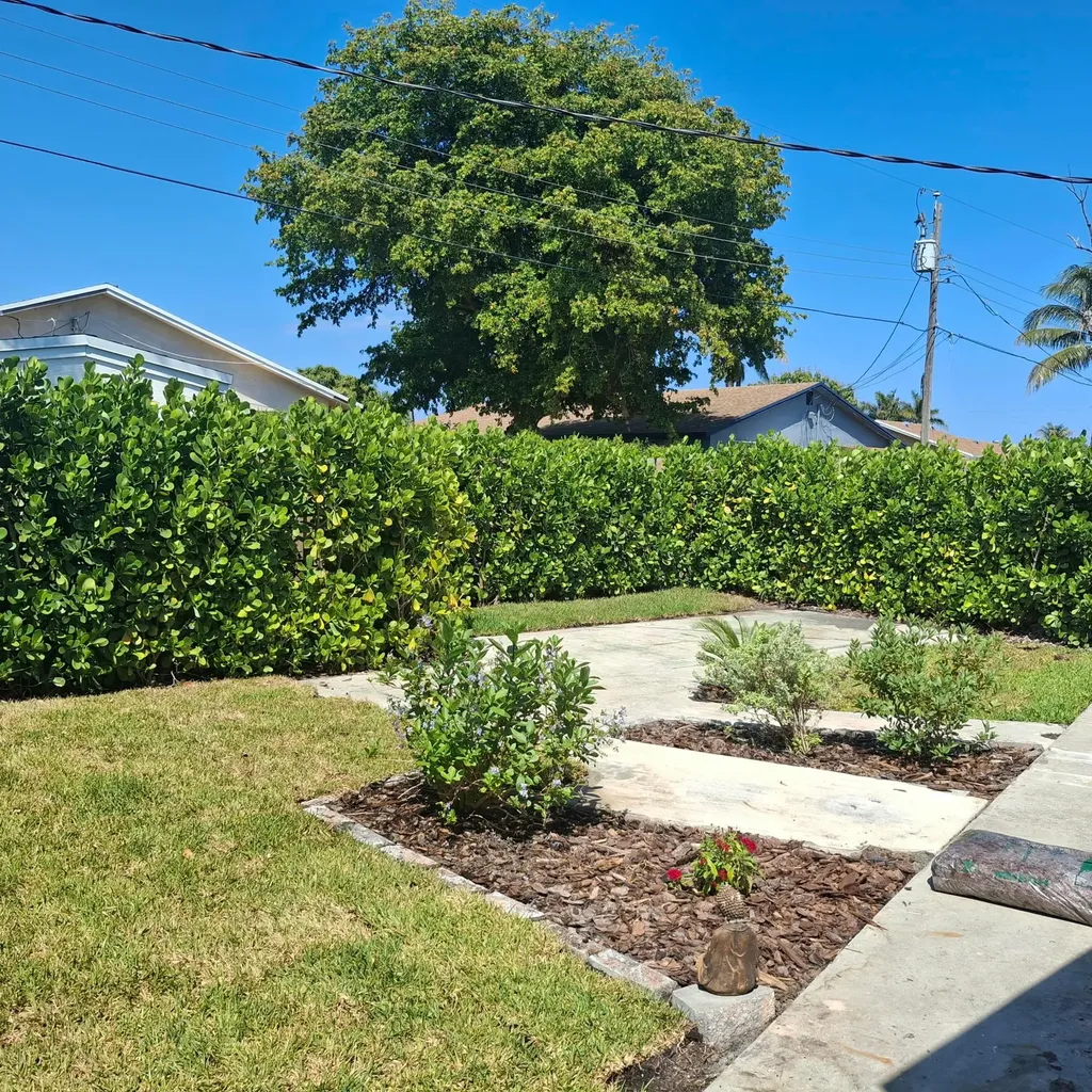 1097 Wilkinson Road Lake Worth FL 33462