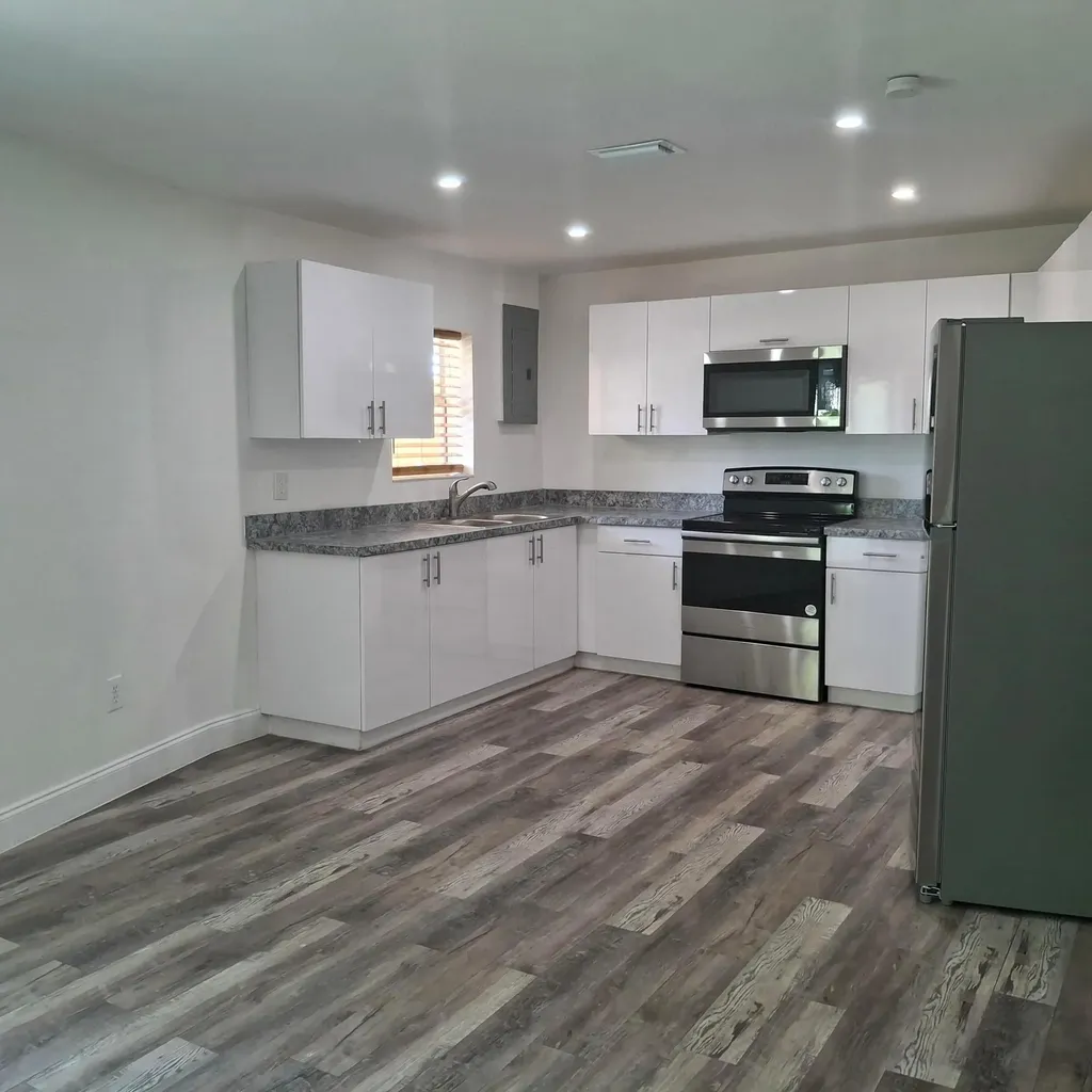 1097 Wilkinson Road Lake Worth FL 33462