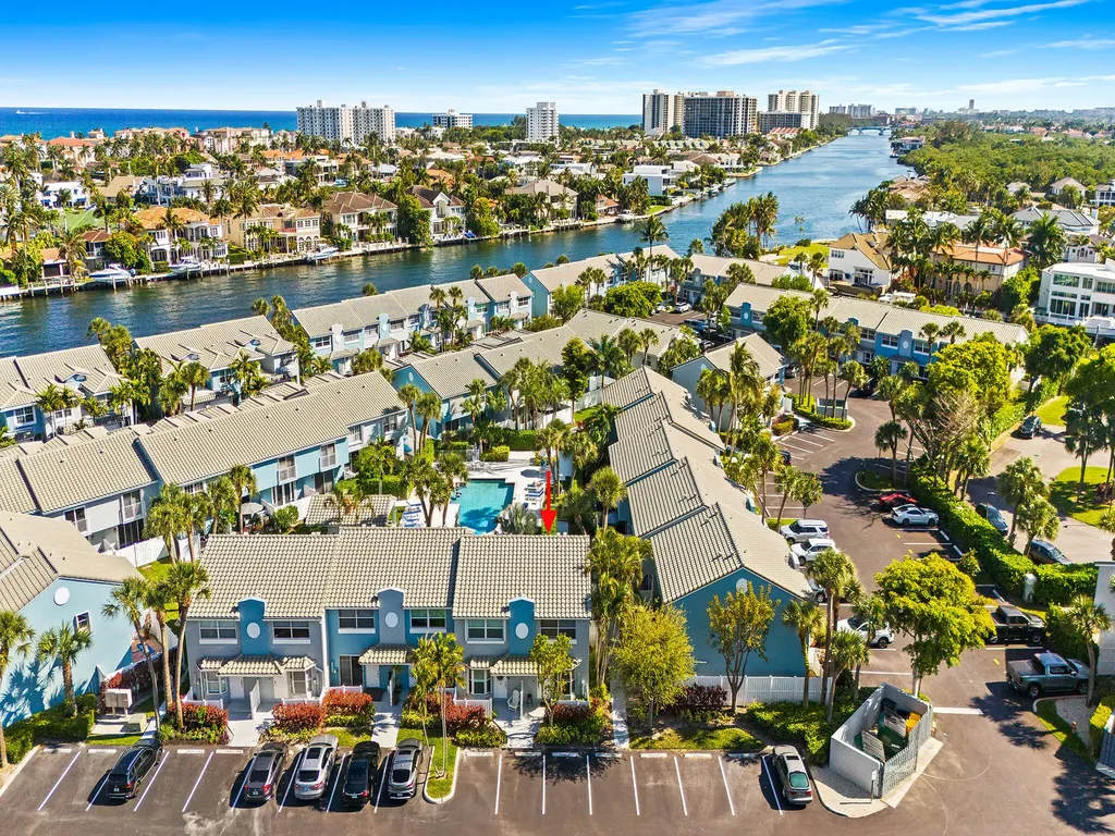 1074 Jeffery Street Boca Raton FL 33487