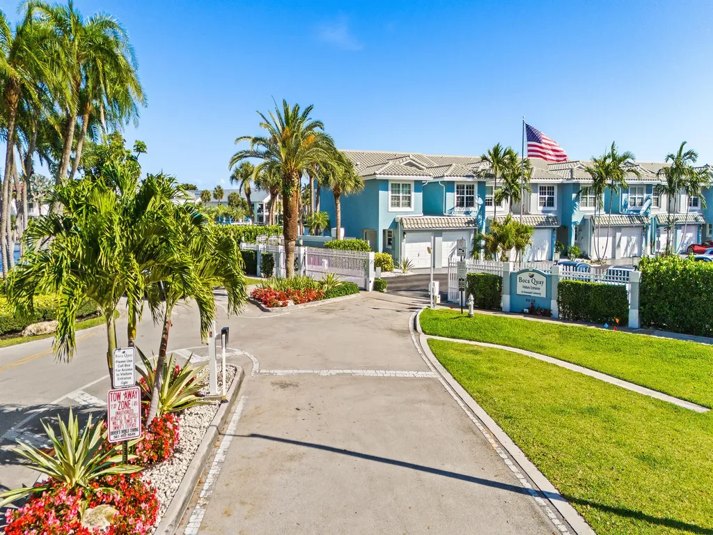 1074 Jeffery Street Boca Raton FL 33487