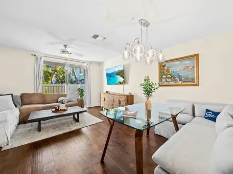 1074 Jeffery Street Boca Raton FL 33487