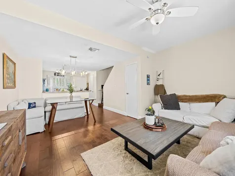 1074 Jeffery Street Boca Raton FL 33487