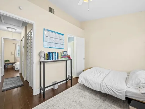 1074 Jeffery Street Boca Raton FL 33487