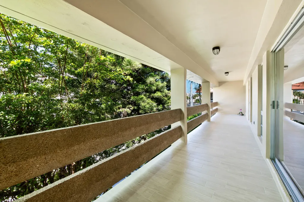 1700 SE 15th Street Fort Lauderdale FL 33316