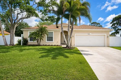 2481 SE Berkshire Boulevard Port St Lucie FL 34952