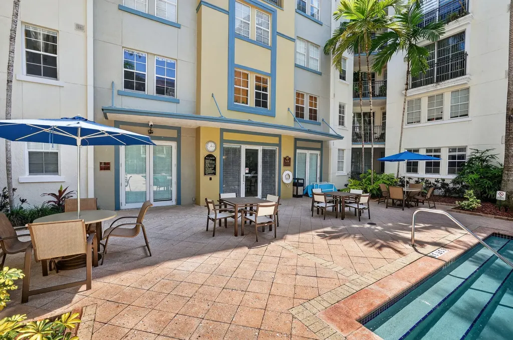 533 NE 3rd Avenue Fort Lauderdale FL 33301