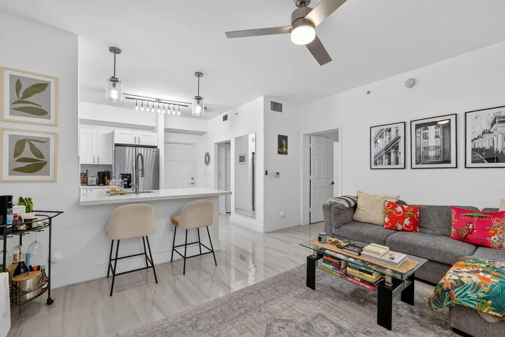 533 NE 3rd Avenue Fort Lauderdale FL 33301