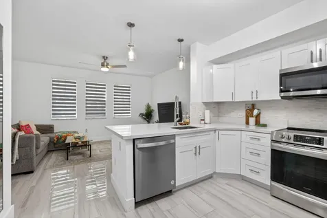 533 NE 3rd Avenue Fort Lauderdale FL 33301