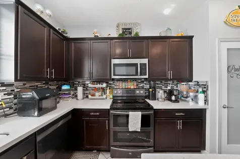 7477 NW Greenspring Street Port St Lucie FL 34987