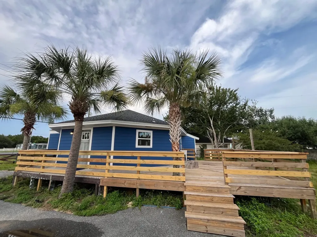 2040 Falconhurst Place Navarre FL 32566