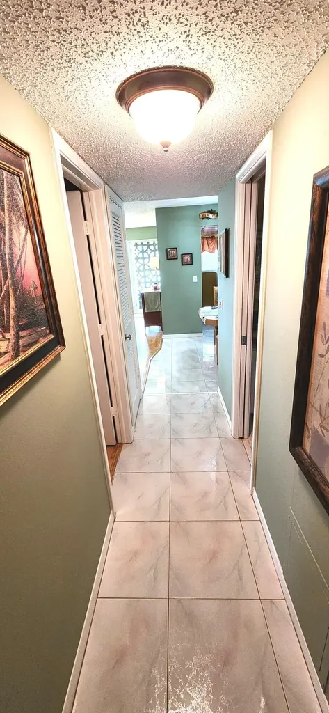 1042 North Drive Delray Beach FL 33445