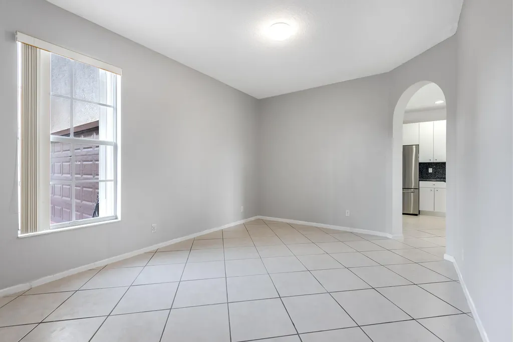 102 Ibisca Terrace Royal Palm Beach FL 33411