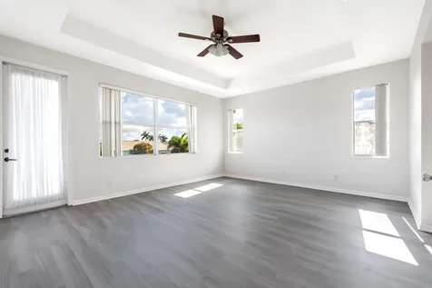 102 Ibisca Terrace Royal Palm Beach FL 33411