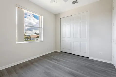 102 Ibisca Terrace Royal Palm Beach FL 33411