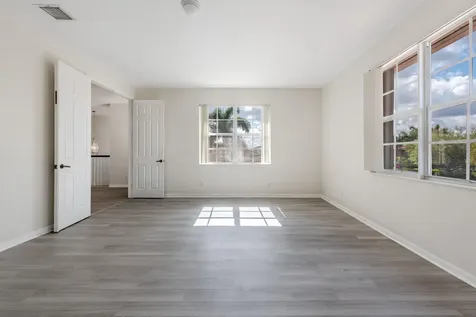 102 Ibisca Terrace Royal Palm Beach FL 33411