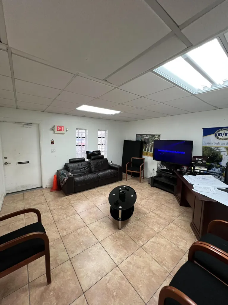 3335 NW 74th Avenue Miami FL 33122