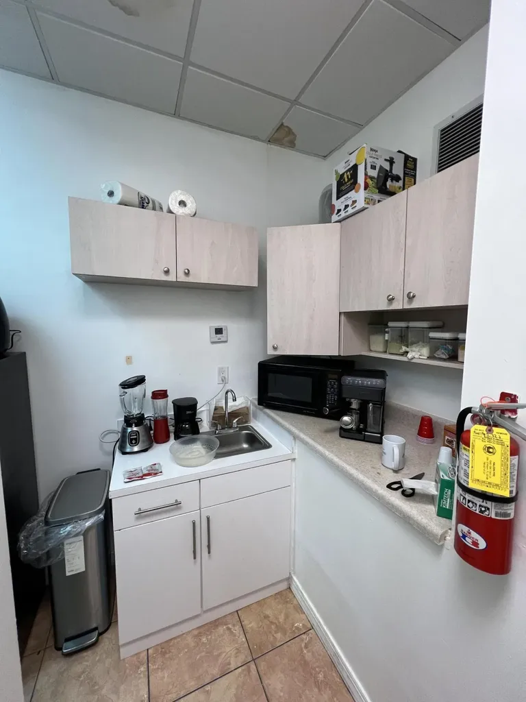 3335 NW 74th Avenue Miami FL 33122