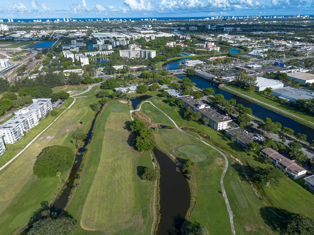 3051 S Palm Aire Drive Pompano Beach FL 33069