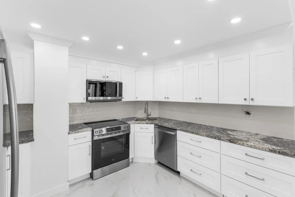 3800 Galt Ocean Drive Fort Lauderdale FL 33308