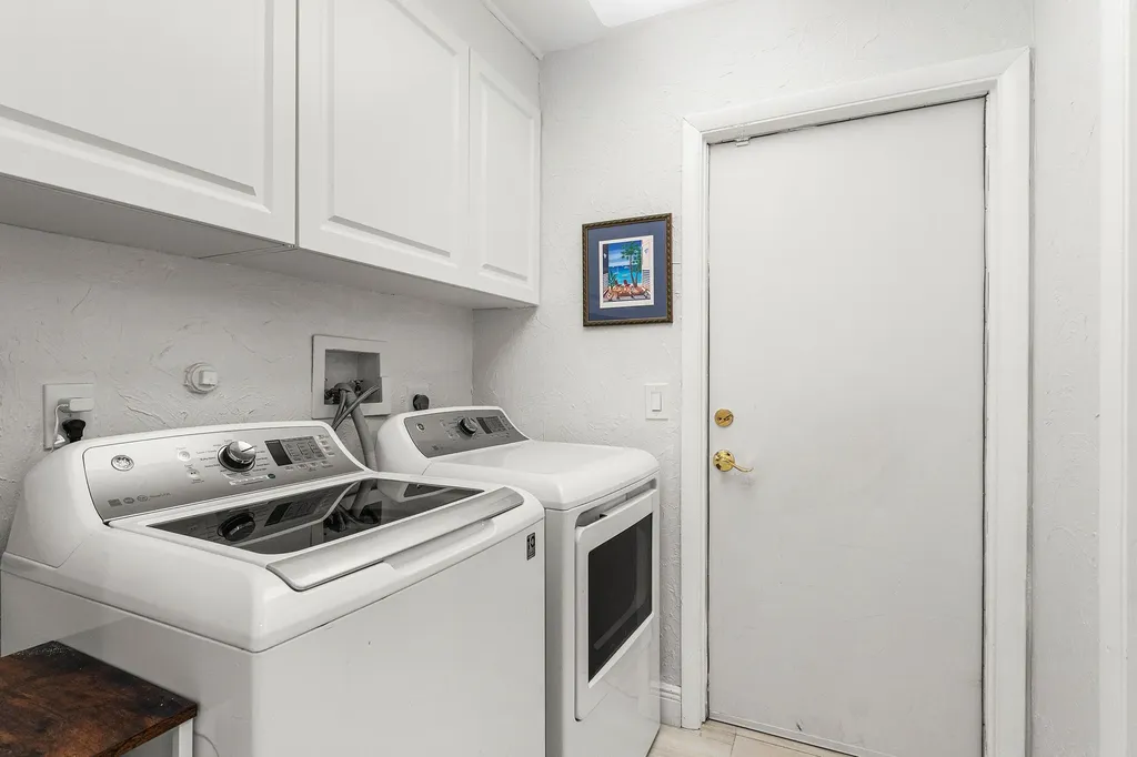 35 Estate Drive Boynton Beach FL 33436
