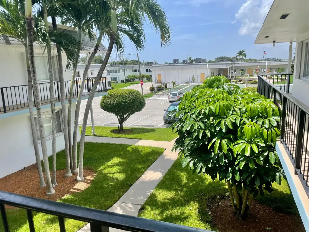 3402 Cynthia Lane Lake Worth Beach FL 33461