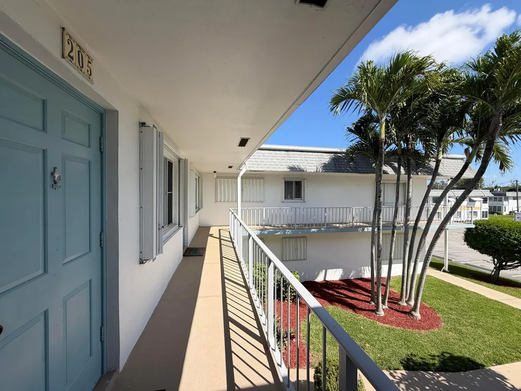 3402 Cynthia Lane Lake Worth Beach FL 33461