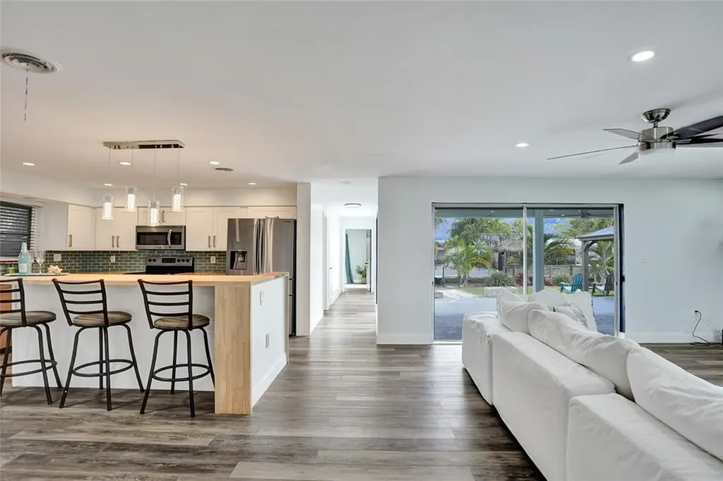 1710 SW 6th Avenue Pompano Beach FL 33060