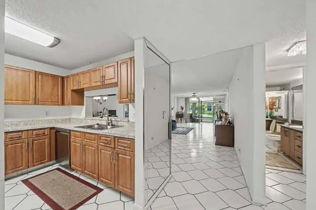 15244 Lakes Of Delray Boulevard Delray Beach FL 33484