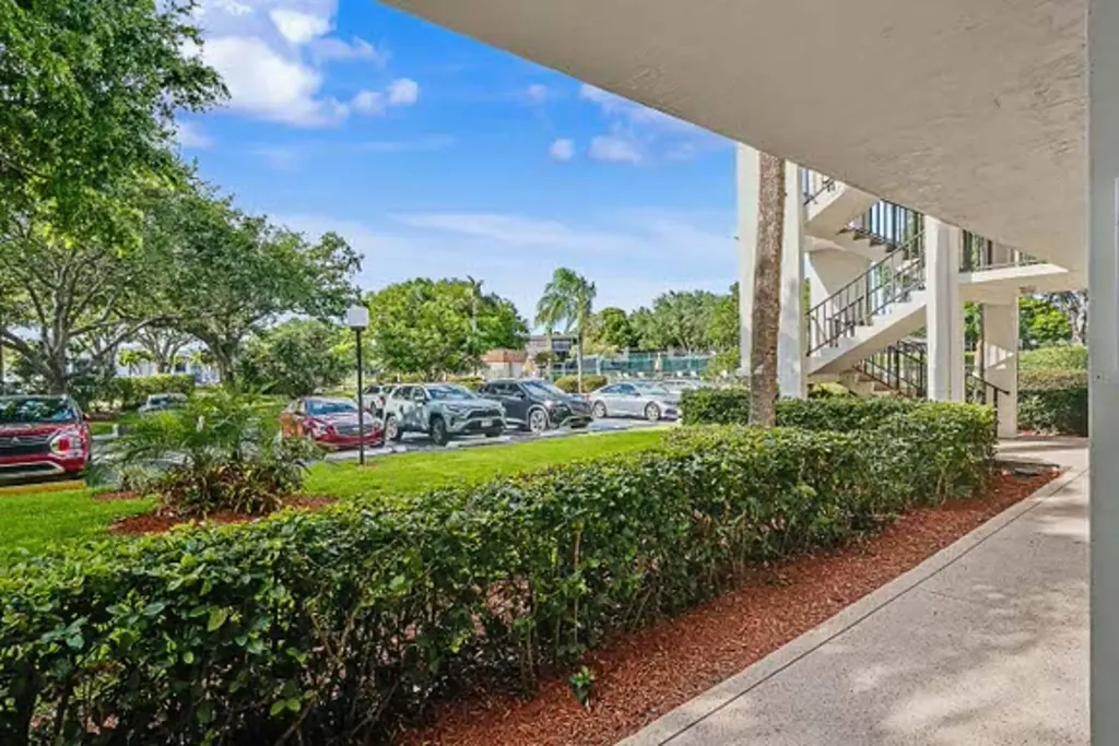 15244 Lakes Of Delray Boulevard Delray Beach FL 33484
