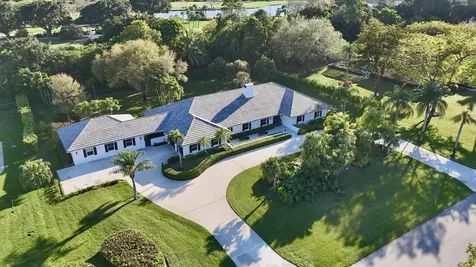 8677 Estate Drive West Palm Beach FL 33411