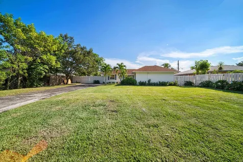 518 Kingbird Circle Delray Beach FL 33444