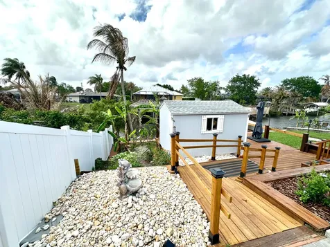141 NE Sagamore Terrace Port St Lucie FL 34983