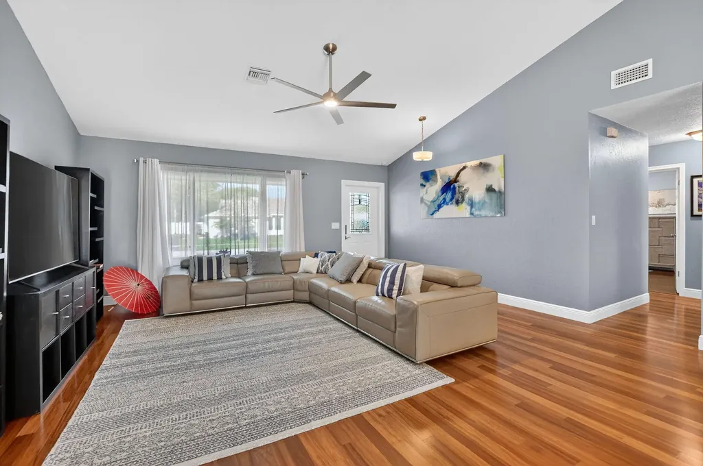 18298 102nd Way Boca Raton FL 33498