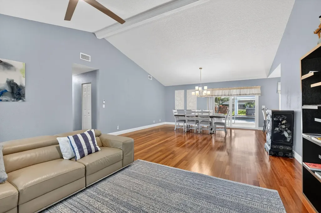 18298 102nd Way Boca Raton FL 33498