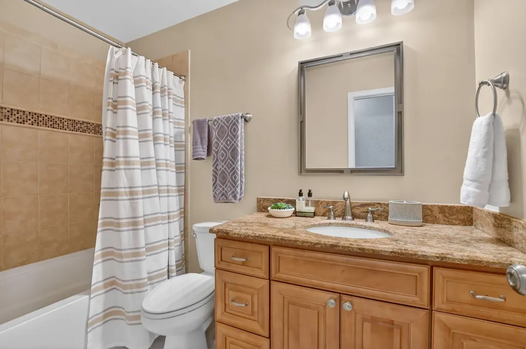 18298 102nd Way Boca Raton FL 33498
