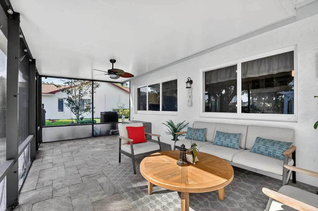 18298 102nd Way Boca Raton FL 33498
