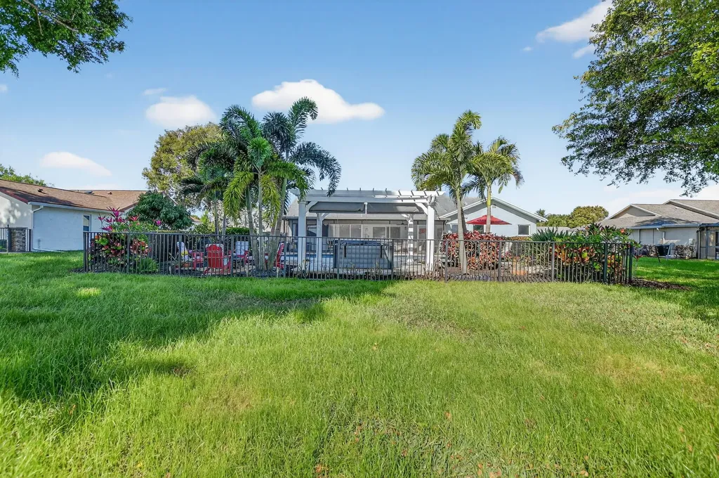 18298 102nd Way Boca Raton FL 33498