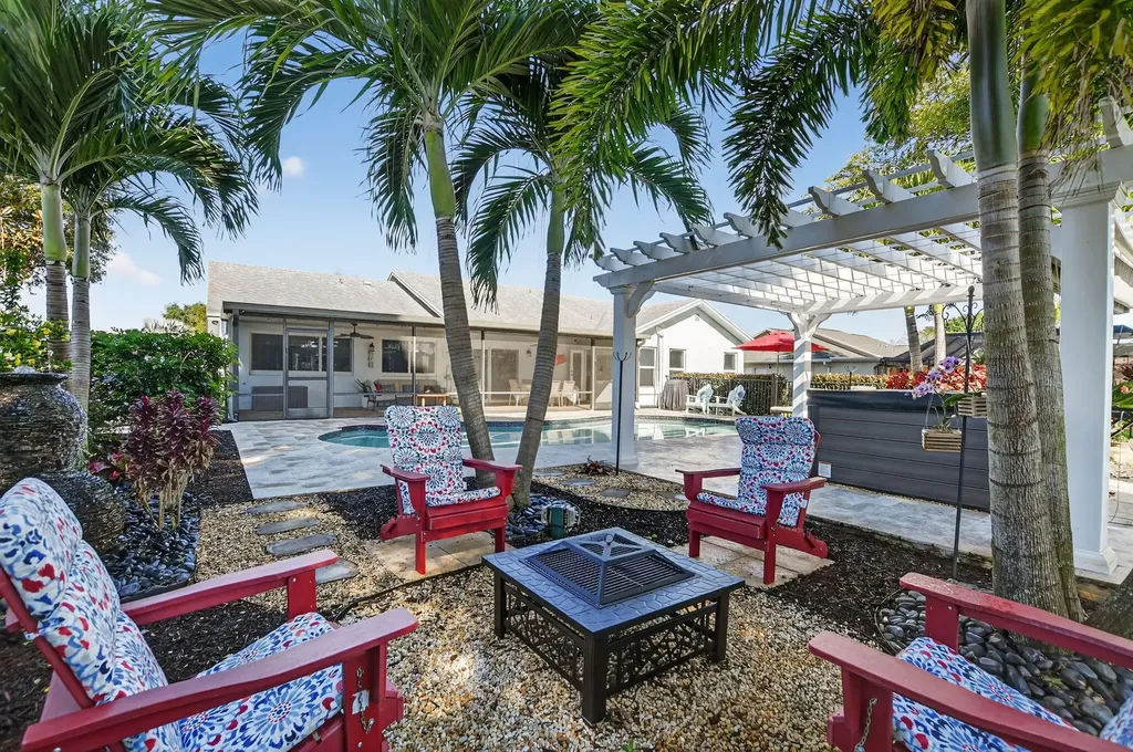 18298 102nd Way Boca Raton FL 33498