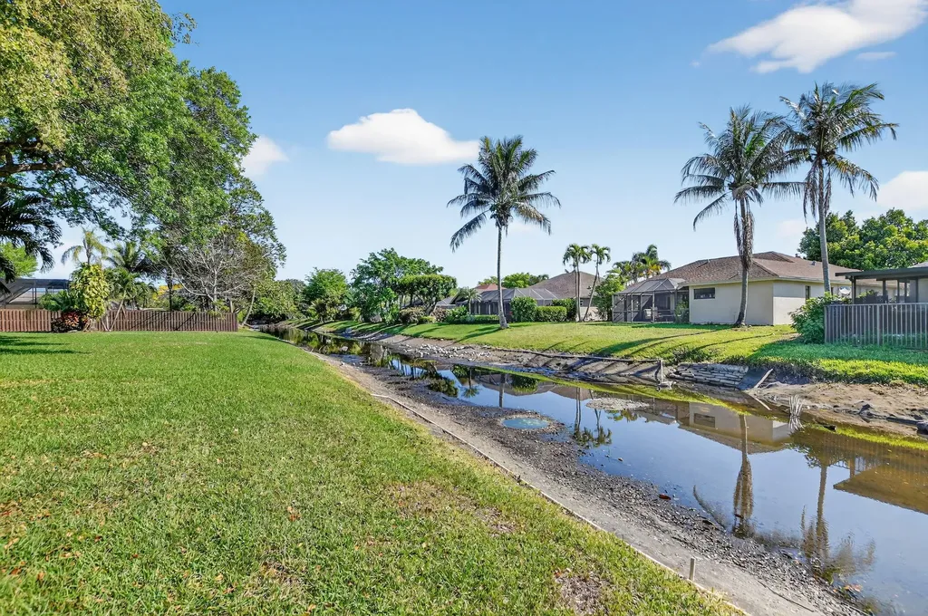 18298 102nd Way Boca Raton FL 33498