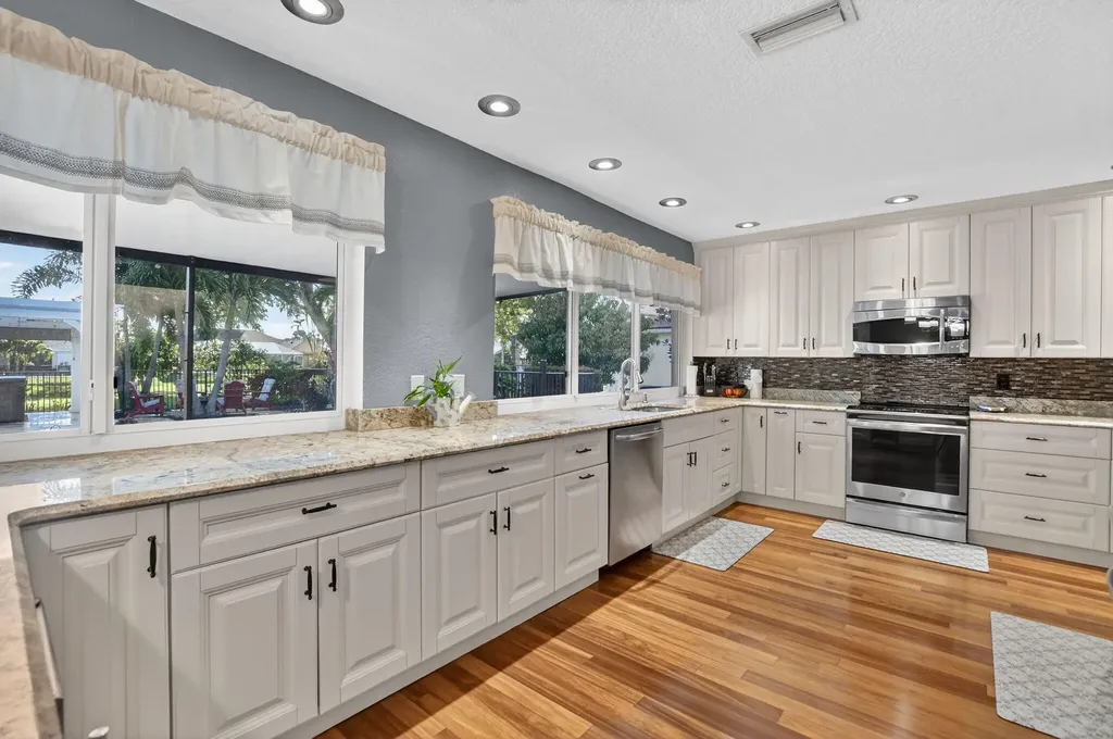 18298 102nd Way Boca Raton FL 33498