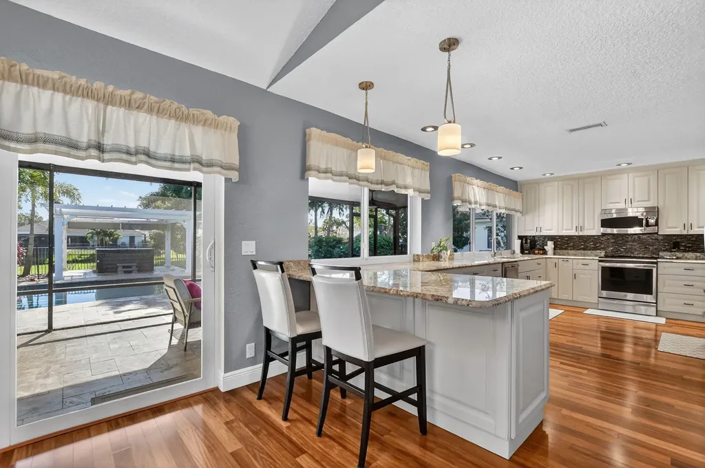 18298 102nd Way Boca Raton FL 33498