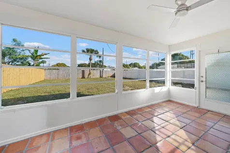 615 Garnett Street Lantana FL 33462
