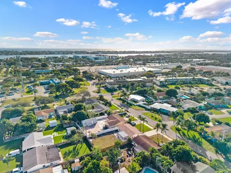 615 Garnett Street Lantana FL 33462