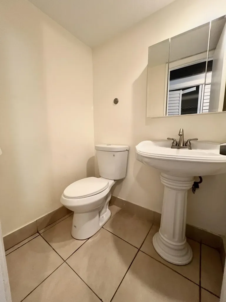 4023 Berkshire B Deerfield Beach FL 33442