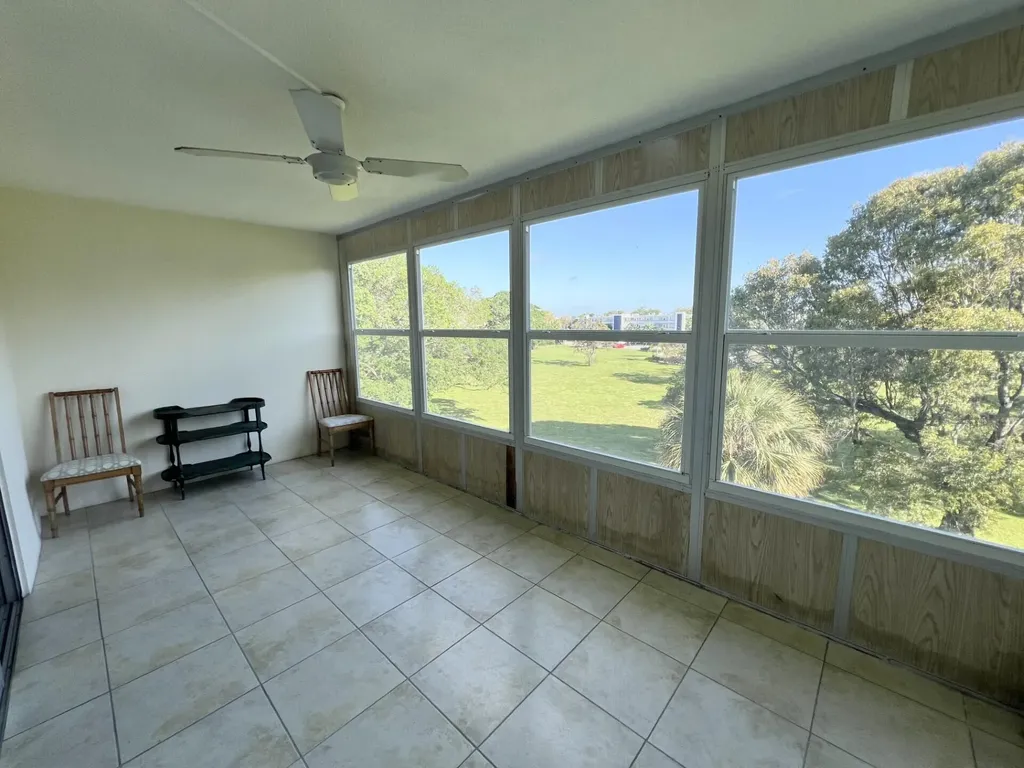 4023 Berkshire B Deerfield Beach FL 33442