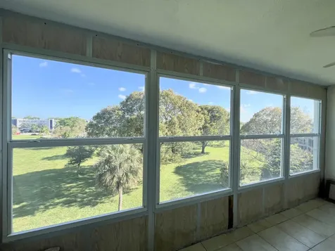 4023 Berkshire B Deerfield Beach FL 33442