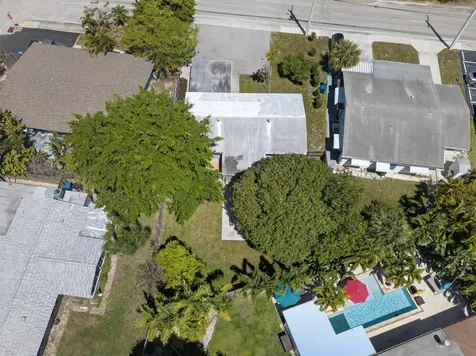 1908 NE 26th Street Wilton Manors FL 33305